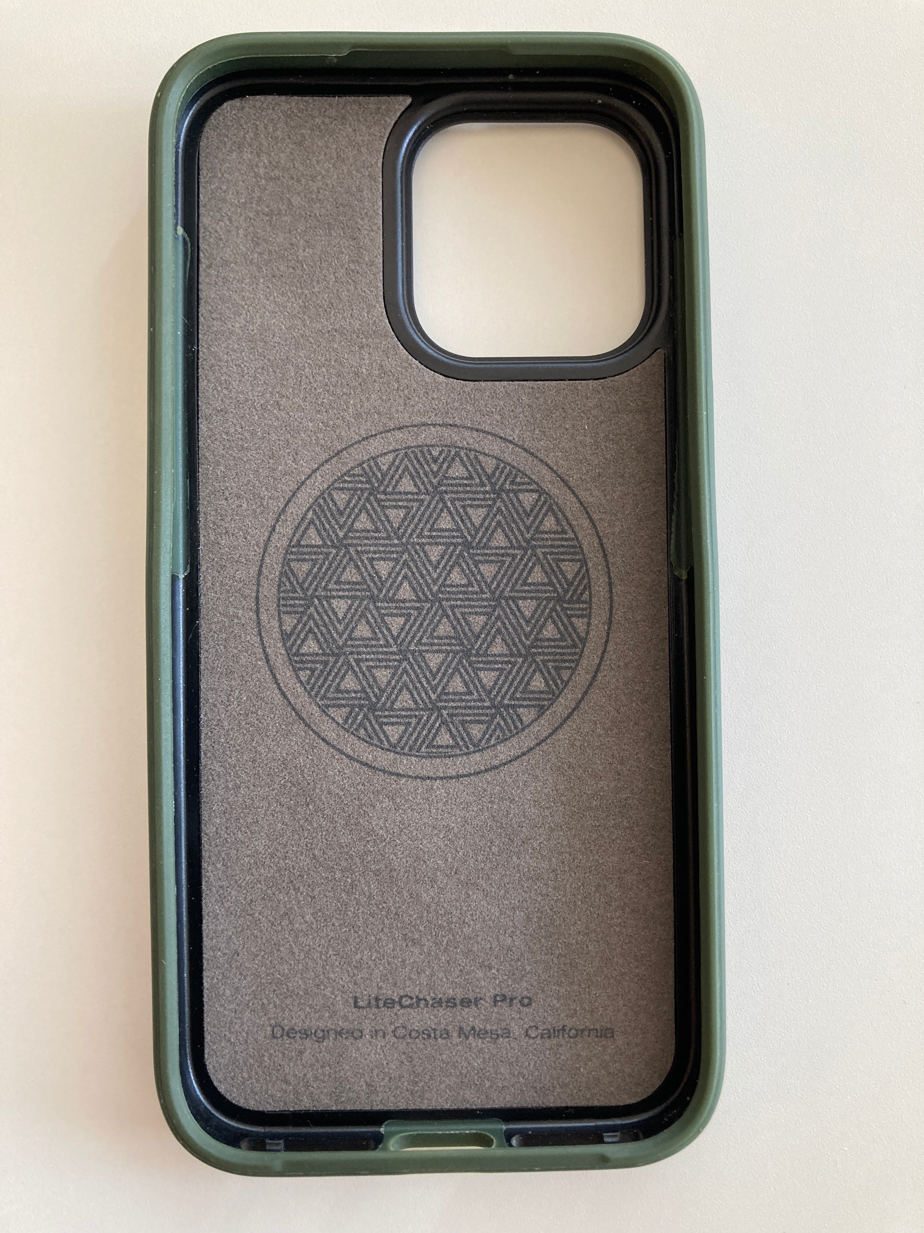 【中古】PolarPro LiteChaser Pro ケース - iPhone 15 Pro Max (Forest)